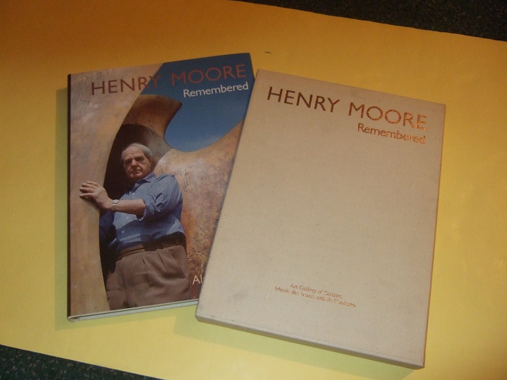 Image for Henry Moore Remembered: The Collection at the Art Gallery of Ontario in Toronto -by Alan G Wilkinson -a Signed Copy in Slipcase ( Sculptor / Sculpture, Drawings, Prints )( AGO )